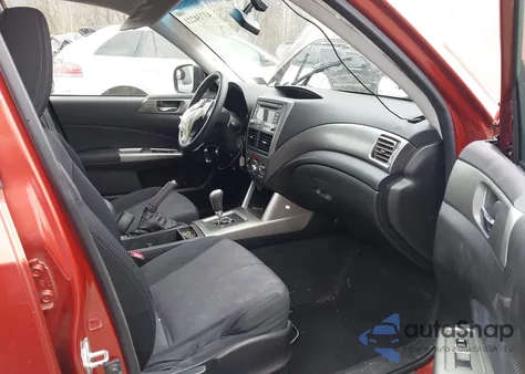 2010 Subaru Forester 2.5X Premium z USA, uszkodzony, nr VIN JF2SH6CC3AH792398